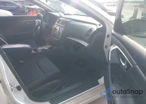 2016 Nissan Altima 2.5 Sr из США, поврежденный, VIN 1N4AL3AP7GC269541